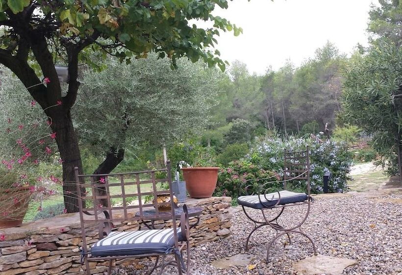 Bed and Breakfast La Désirade Chambres D Hôtes En Provence