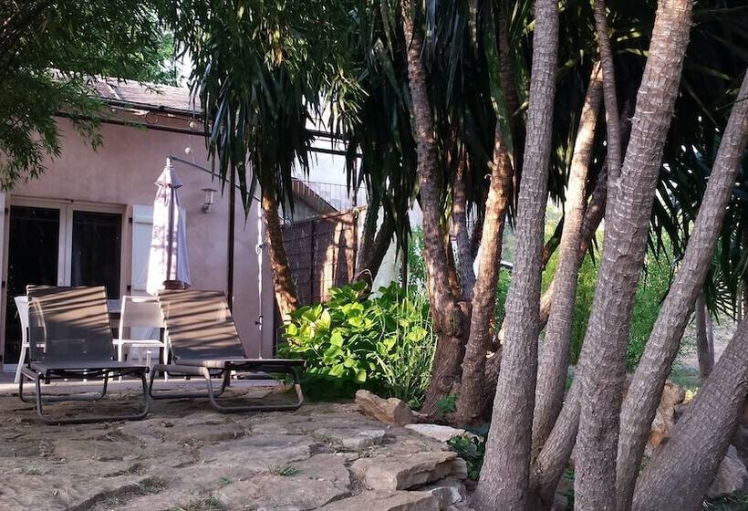 Bed and Breakfast La Désirade Chambres D Hôtes En Provence