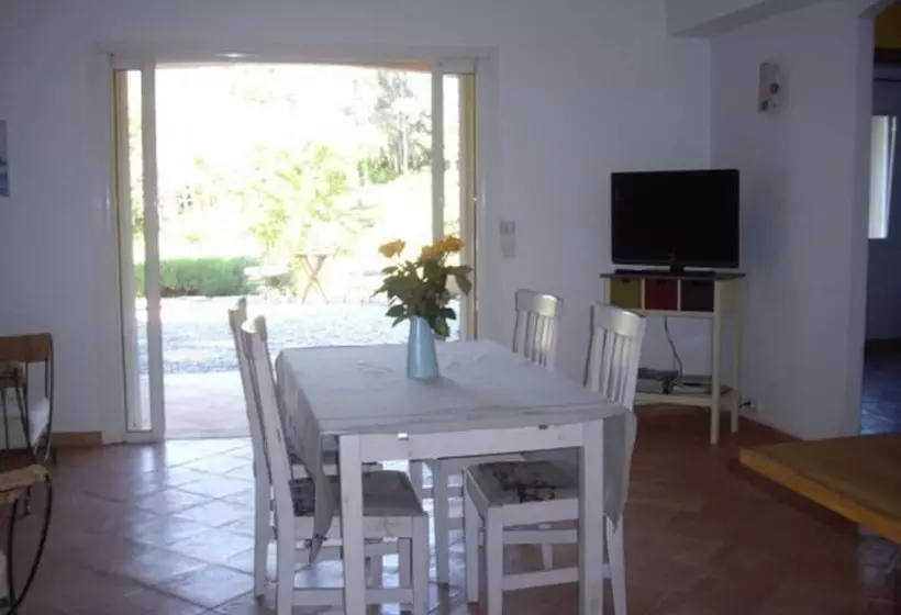 Aamiaismajoitus (B&B) La Désirade Chambres D Hôtes En Provence