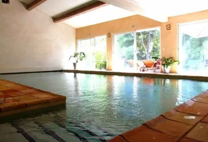 Aamiaismajoitus (B&B) La Désirade Chambres D Hôtes En Provence