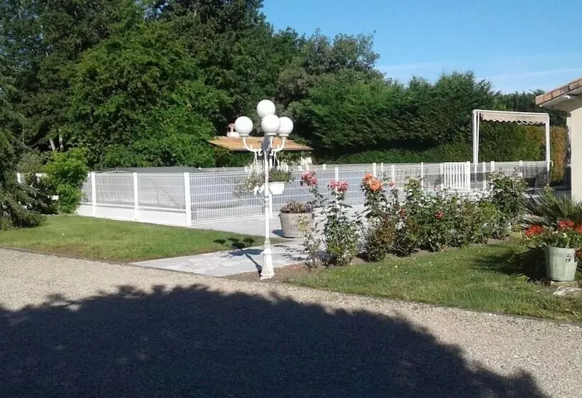 Aamiaismajoitus (B&B) Le Cabassou Du Medoc