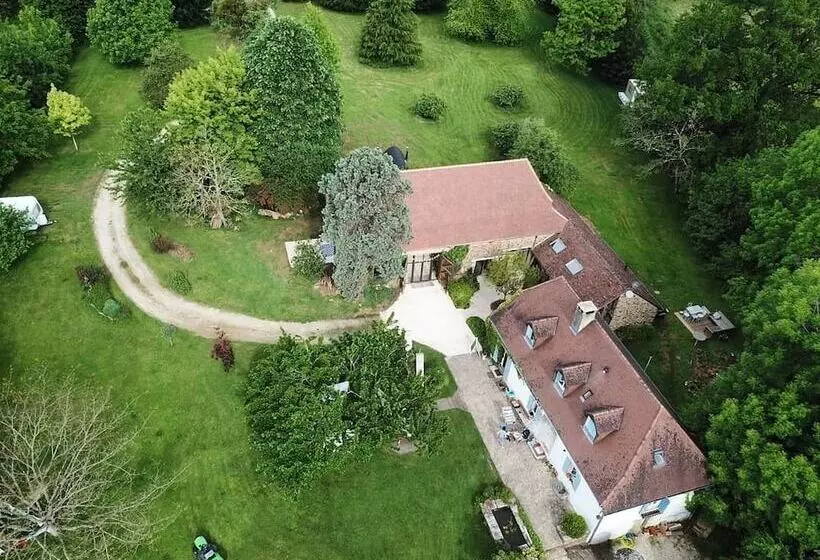 ベッドアンドブレックファースト Lieu Dit Le Mas Coutant