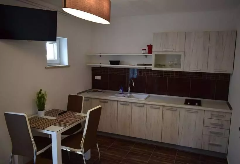 پانسیون Farm Stay Zevnik