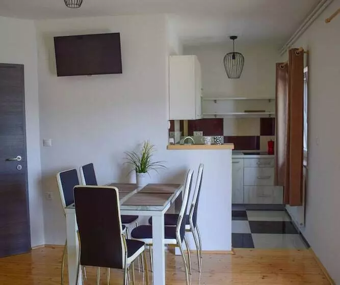 پانسیون Farm Stay Zevnik