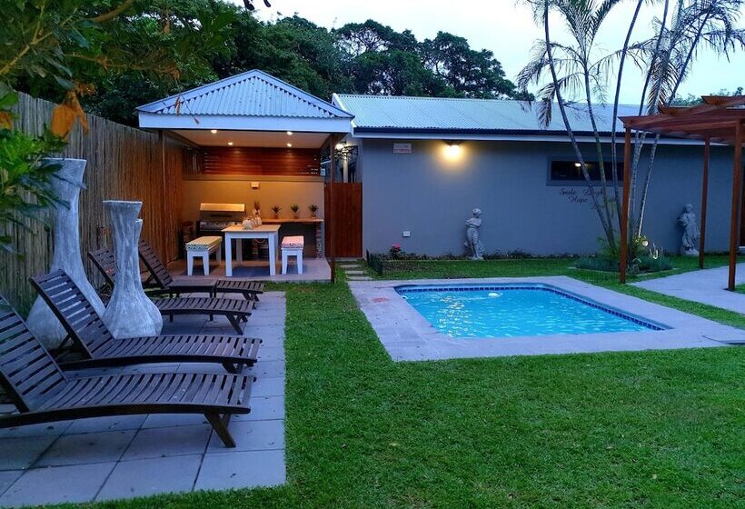 פנסיון Hillside Guesthouse Umhlanga