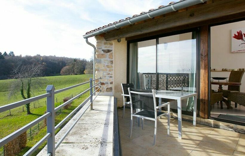 بنسيون La Bellevue