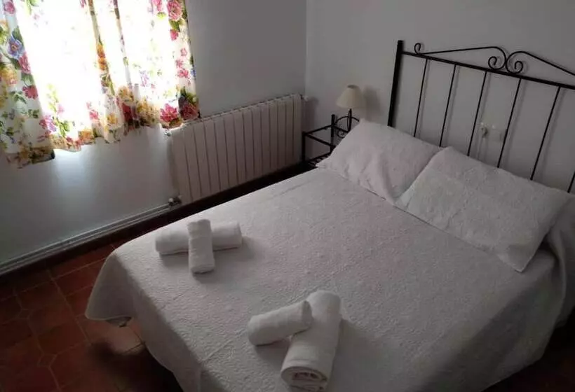 Aamiaismajoitus (B&B) Alojamiento Rural El Oregano