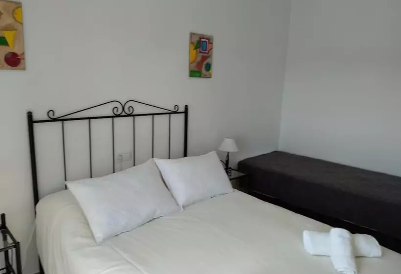 Aamiaismajoitus (B&B) Alojamiento Rural El Oregano