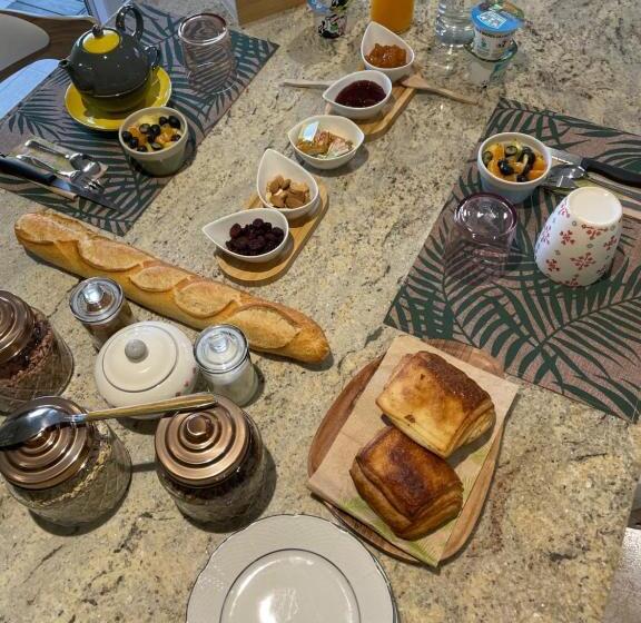 ベッドアンドブレックファースト Chambre Avec Charme