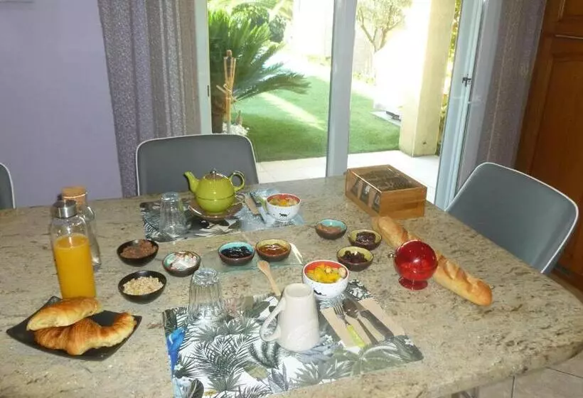 Aamiaismajoitus (B&B) Chambre Avec Charme