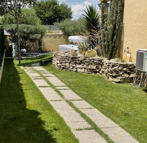 ベッドアンドブレックファースト Chambre Avec Charme