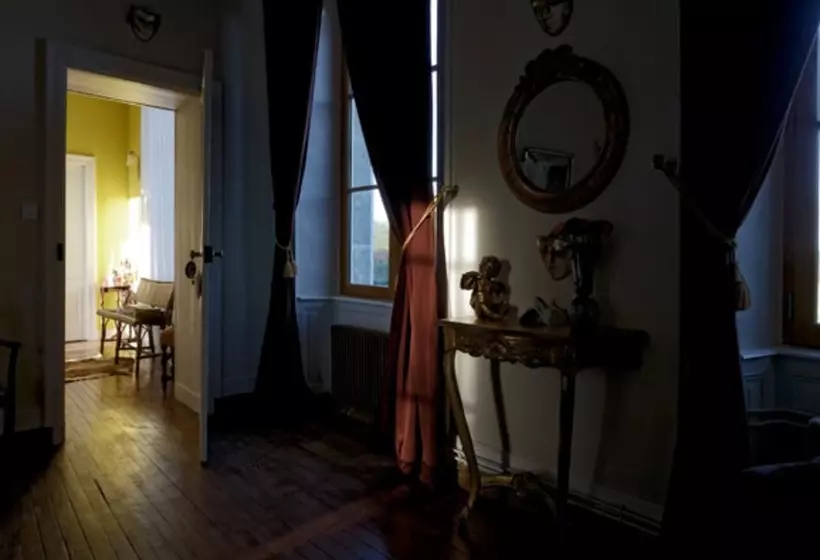 Aamiaismajoitus (B&B) Le Manoir De Magneville