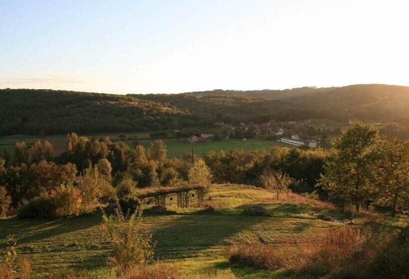 Hillside Park Dordogne