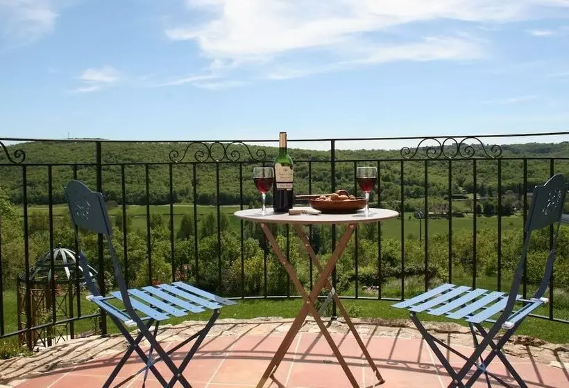 Hillside Park Dordogne