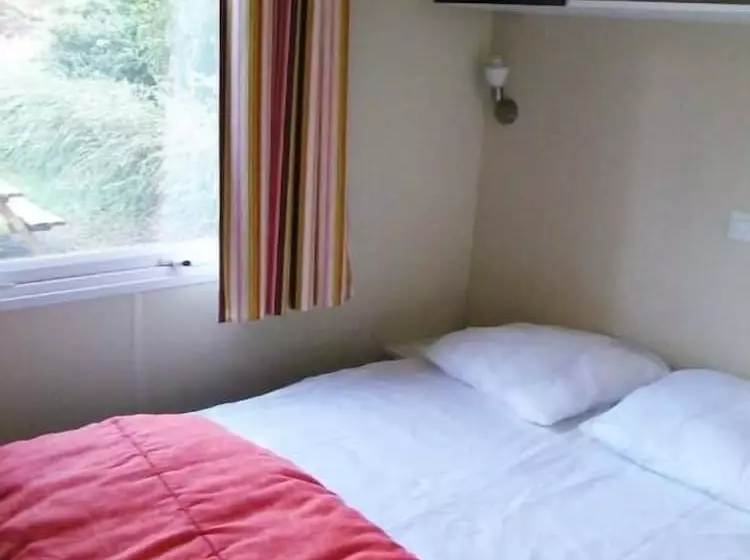 ホテル Camping Le Jardin De Sully