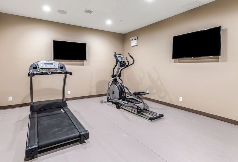 Van Wyck Hotel & Suites Near Jfk Airport