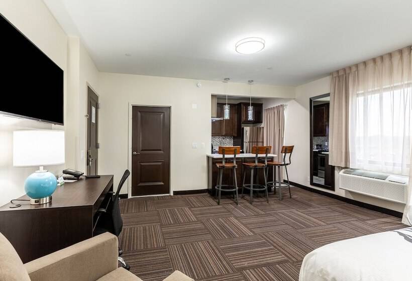 Van Wyck Hotel & Suites Near Jfk Airport