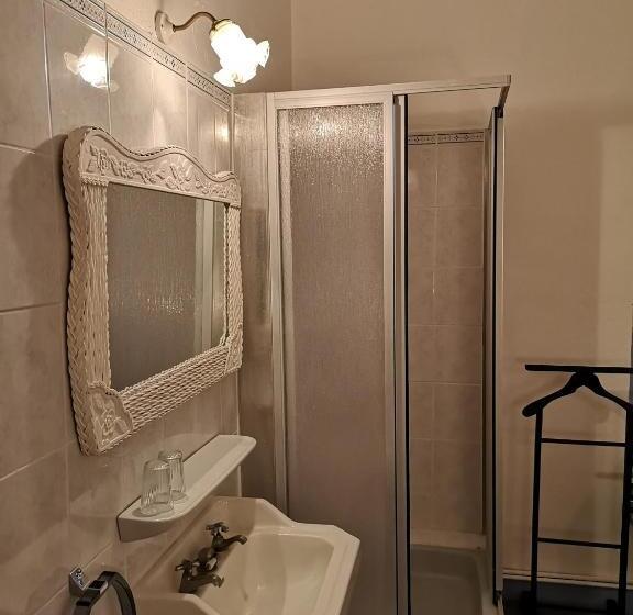 פנסיון La Roseraie