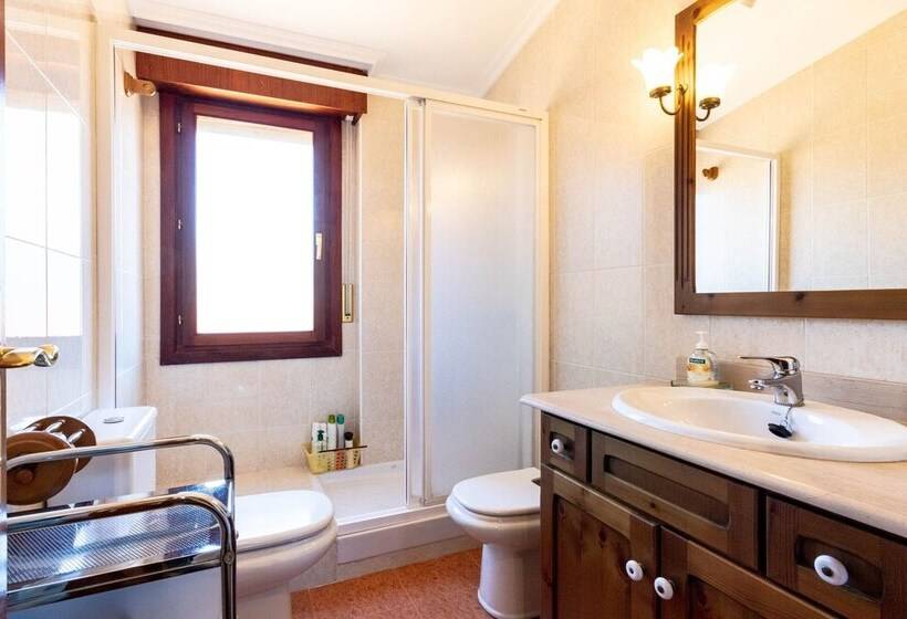 ático Con 2 Terrazas, 25m2 Cada Una By Urban Hosts