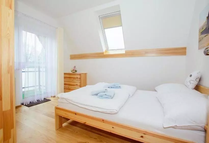 Apartamenty Toporowe Domki