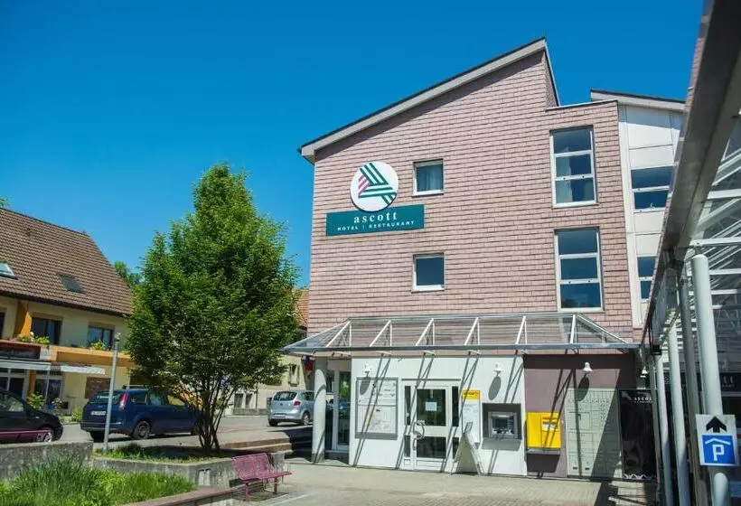 Ascott Hotel & Restaurant