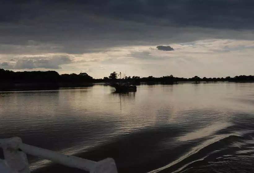 Aamiaismajoitus (B&B) Château Le Souley
