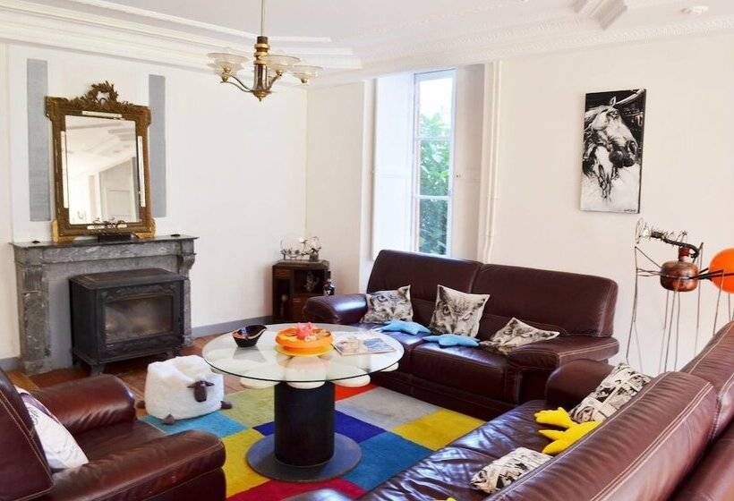 ベッドアンドブレックファースト Domaine Des Papeteries