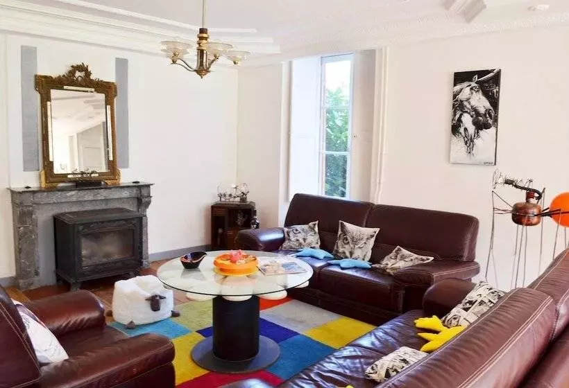 Aamiaismajoitus (B&B) Domaine Des Papeteries