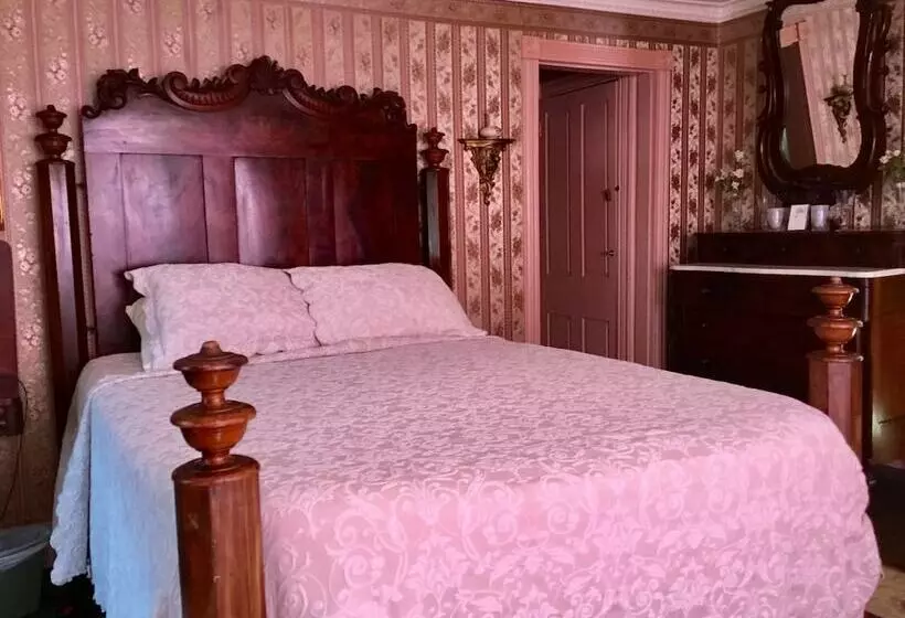 Governor S Bed And Breakfast