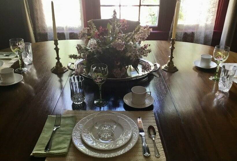 Governor S Bed And Breakfast