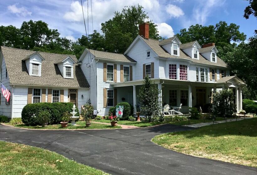 Governor S Bed And Breakfast