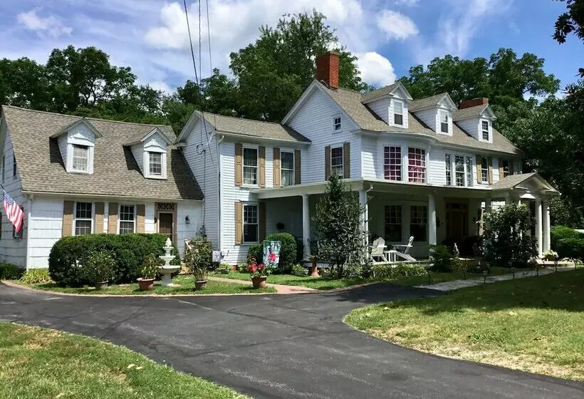 Governor S Bed And Breakfast