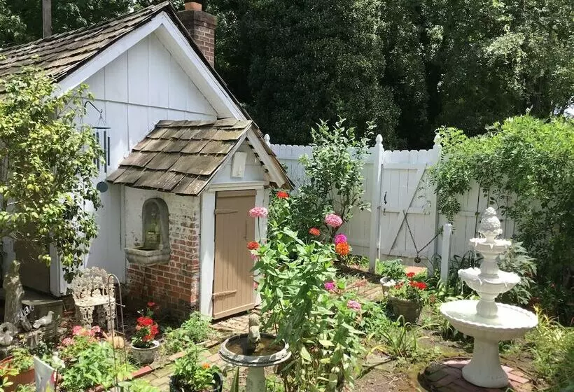 Governor S Bed And Breakfast