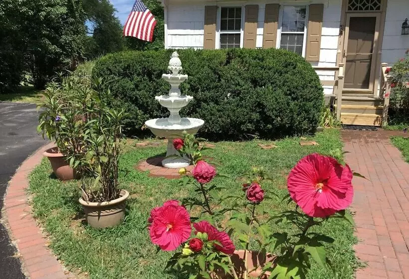 Governor S Bed And Breakfast