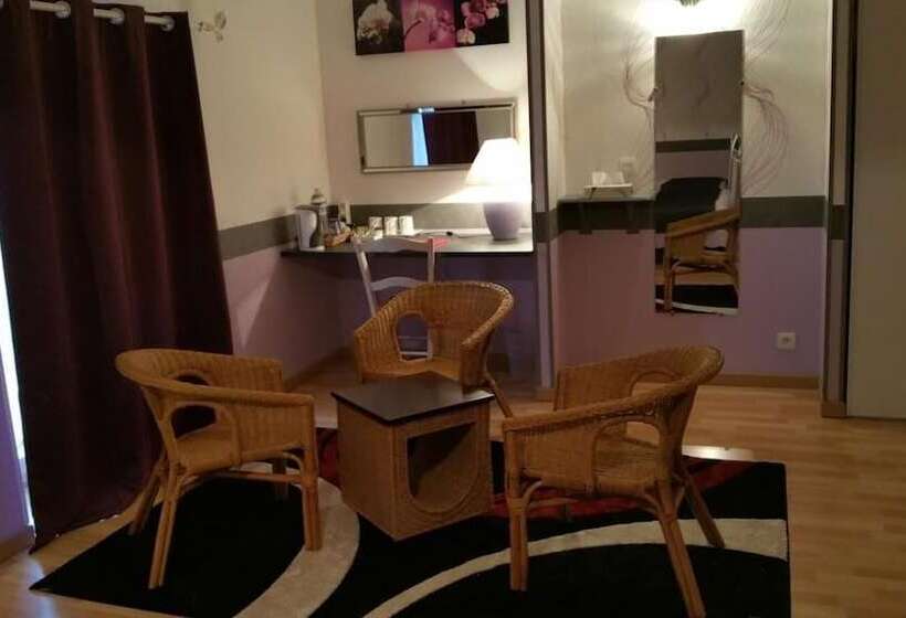 Bed and Breakfast Logis De Chezelles