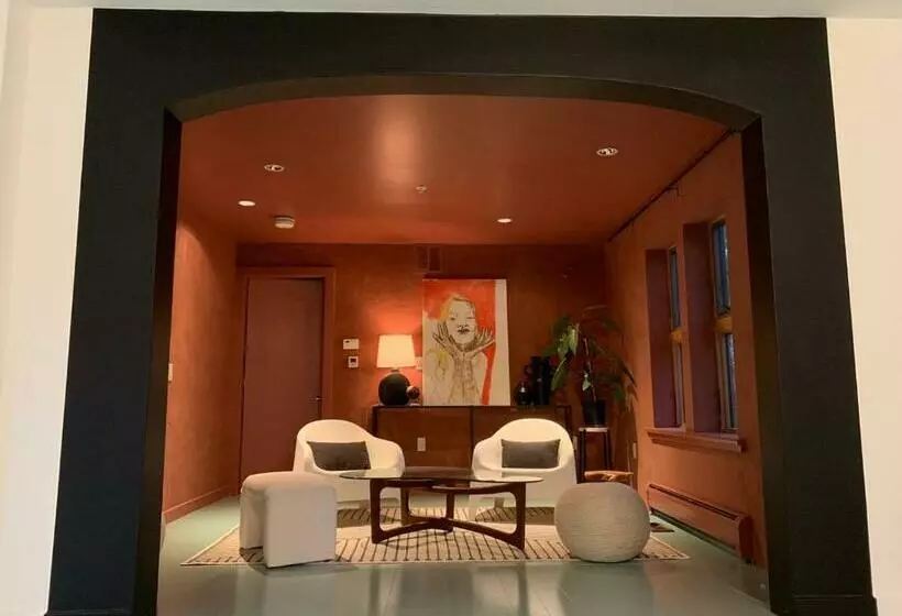 Aamiaismajoitus (B&B) The Trail In Adams   Berkshires  Art