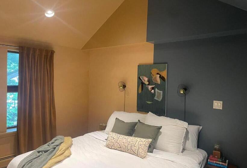 مبيت وإفطار The Trail In Adams   Berkshires  Art