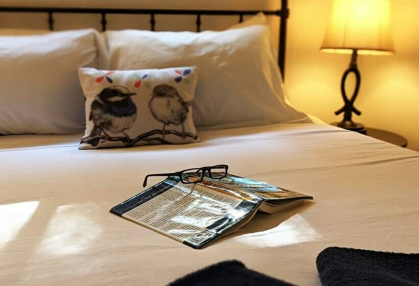 Pov Lake Resort & Glamping Campground