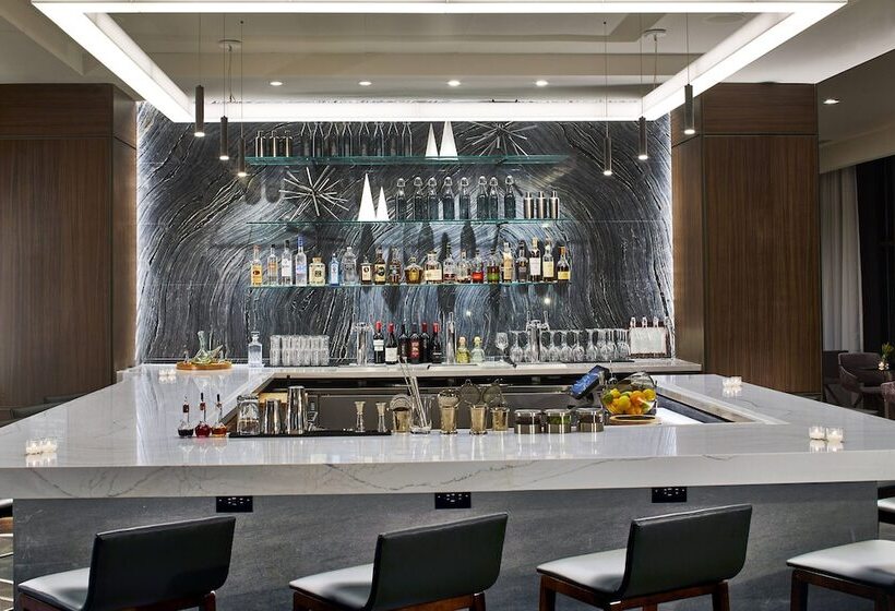 Ac Hotel By Marriott Cleveland Beachwood