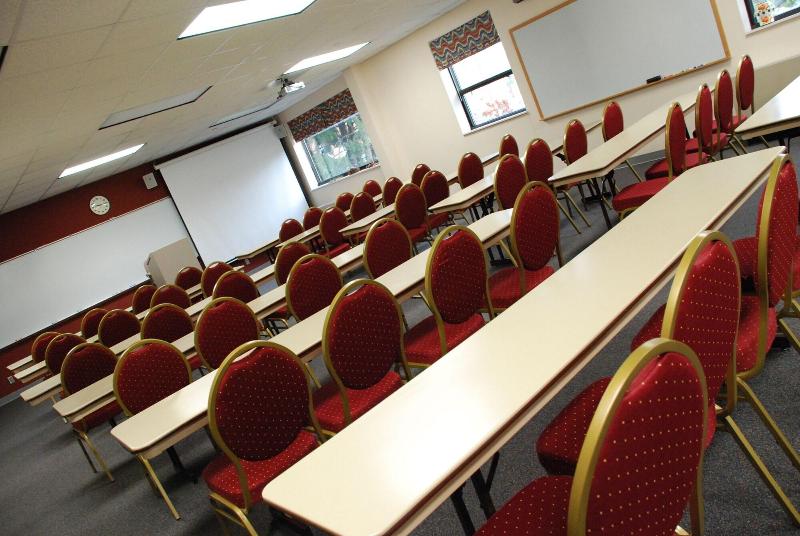 فندق Asbury Inn & Suites