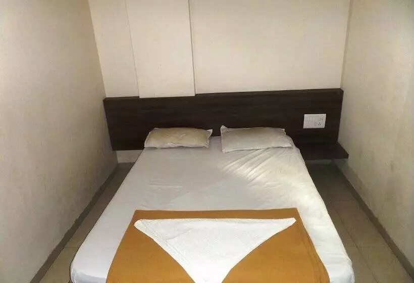 ホテル Cosmo Lodging