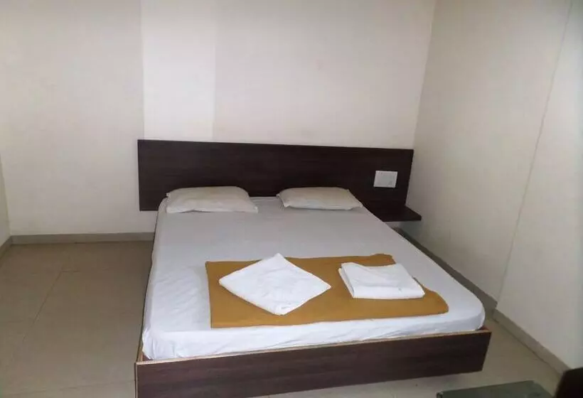 ホテル Cosmo Lodging