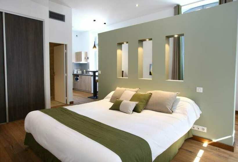 בית מלון כפרי Domaine De L'esperon