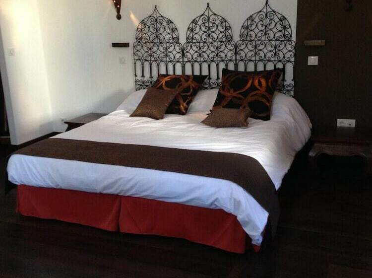 בית מלון כפרי Domaine De L'esperon