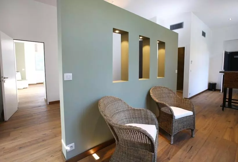 Hotelli Domaine De L'esperon