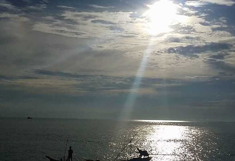 فندق Koh Phaluai Eco Resort