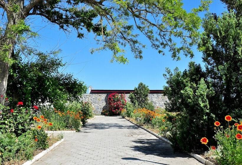 Отель Lazurnaya 2