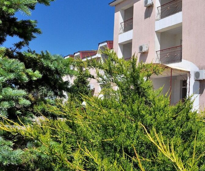 Отель Lazurnaya 2