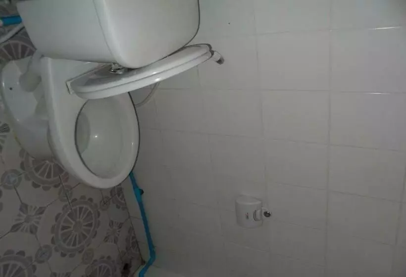 Hotelli Nam Pueng Place 1