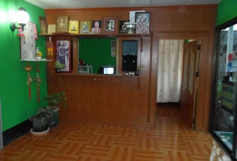 Hotelli Nam Pueng Place 1